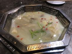 -佬土鹅肠火锅(解放路店)