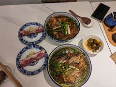 -镇南锅盖面馆(解放路店)