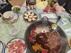-鸿姐老火锅(疁城新天地店)