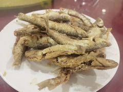 椒盐鱼条特色菜-微山岛春天里酒家