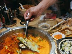 -野山舂·贵州现舂酸汤火锅(鸿通城店)