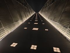 -南京眼步行桥