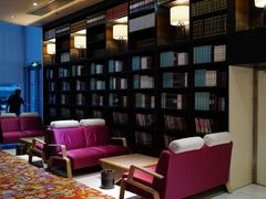 -喜鹊愉家酒店(郑州曼哈顿博览中心地铁站店)