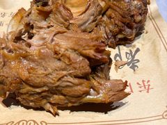 -东口码头·烧鸽子·鱼头泡饼·地方菜(金鹰悦城店)