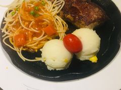 -豪客来牛排(中央花苑店)