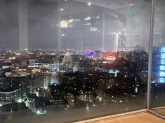 -荣誉国际酒店-云顶旋转餐厅