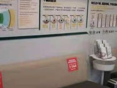 -大连何氏眼科医院