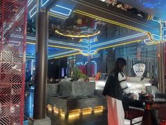 -屋有岛沉浸游戏旗舰店(中山公园店)