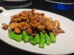鲜菇炒牛肉-炳胜品味(海印总店)