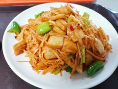 小炒鱼豆腐炒饼-中国农业大学-第4食堂