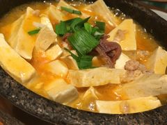 -云海肴·汽锅鸡·云南菜(天山百盛优客店)