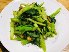 生炒广东菜心-潮粥荟·潮汕砂锅粥(朝阳大悦城店)