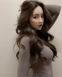 -丝语萱形象