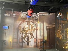 -VR+乐园·VR电竞·家庭亲子·密室逃脱·轰趴团建