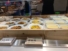 自助取餐区-老乡鸡(上海白玉兰广场店)