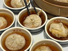 -馋三尺蟹粉小笼(人民广场店)