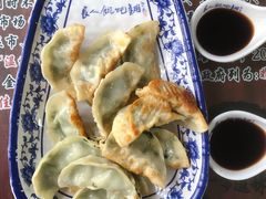 马蹄锅贴-长人馄饨铺(解放街店)