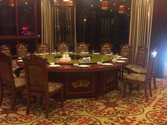 -渔家灯火娱乐城(前进西路店)