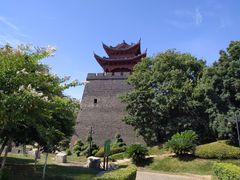 -巴陵广场