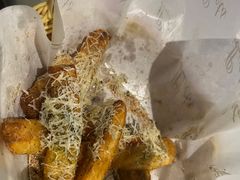 -Let'sBURGERplus·非常创意汉堡(三里屯店)