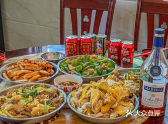 大年初二|一人家吃开年饭和爸爸干杯