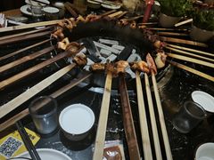 香烤猪皮-醉月城西昌火盆烧烤(天府店)