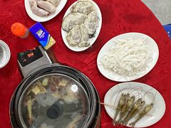 -花苑美食横琴生蚝火锅(拱北粤华路店)