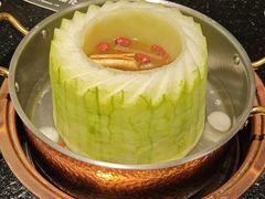 -得意咚瓜·顺德鱼生·冬瓜火锅(深圳首店)