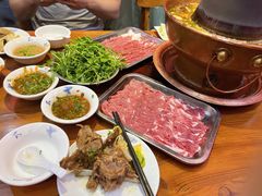 -老北京热气涮羊肉·小龙虾·烤鱼(呼玛路店)