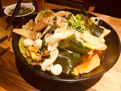 -万记麻辣烫国展总店