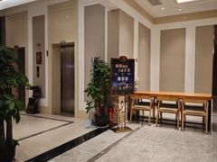 -维也纳酒店(广州白云国际机场航站楼店)