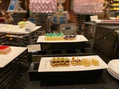 -OPEN開全日自助餐厅·西餐·海鲜(佛山希尔顿酒店)