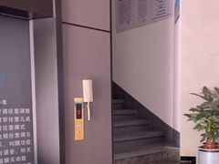 -丽辰酒店(深圳翻身地铁站店)