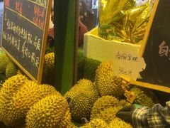 -曼阁市场水果批发市场
