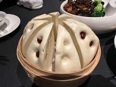 鲁采大馒头-鲁采LU STYLE(新天地店)