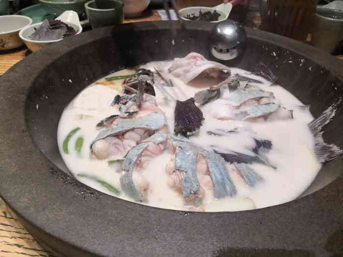 鲜潭蒸汽石锅鱼(丰台永旺店)