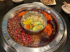-洞亭火锅(防空洞总店)