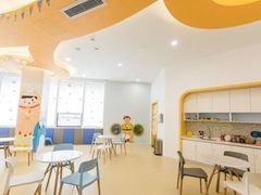 -戊辰亲子游泳俱乐部