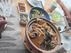 -四月吧餐厅(正阳步行街店)