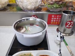-百品聚旋转火锅(万德庄店)