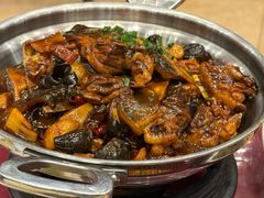 土鸡烧甲鱼-侬佳蒸菜馆(听潮店)