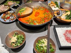 -楠小云·云南鲜菌·鲜牛自助火锅(九眼桥店)