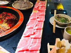 -在蜀里·一米肥牛老火锅(黄埔店)