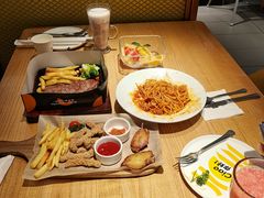 -菲滋意式餐厅(西溪印象城店)