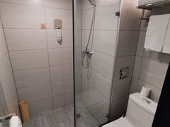-宜必思酒店(北京什刹海鼓楼大街地铁站店)