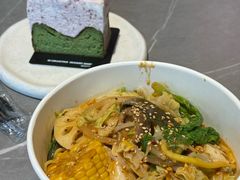 -W COLLECTIVE  DESSERT SHOP