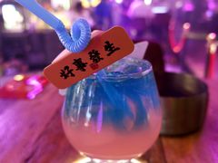 -喜鹊音乐酒馆(西街店)