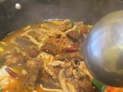 -富正毅三下锅·湘西韵味(天门山索道店)