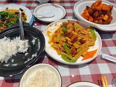 -小锅饭豆腐馆(嘉陵江街店)