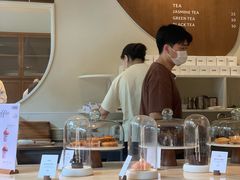 -VERIE BAKEHOUSE